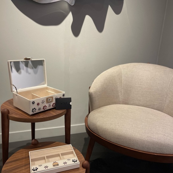 WOLF - Blossom Leather Jewelry Box - Picture 5 of 7